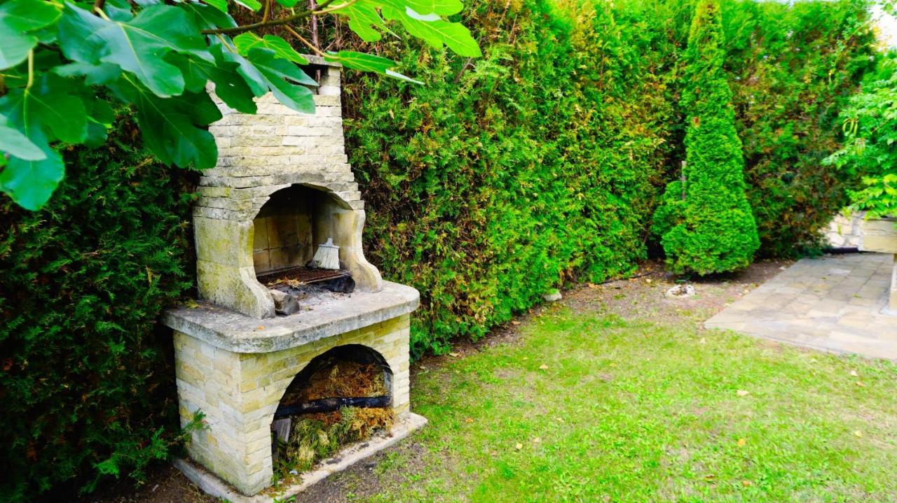 Вила Афина - Villa Afina Baltjik Exteriör bild