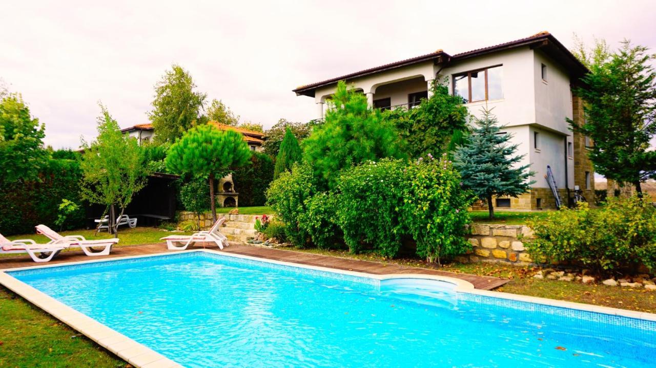 Вила Афина - Villa Afina Baltjik Exteriör bild