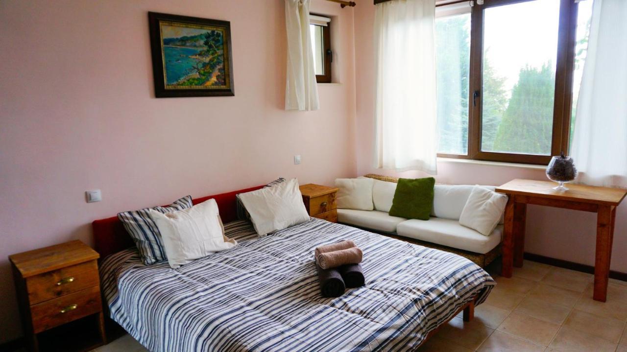 Вила Афина - Villa Afina Baltjik Exteriör bild