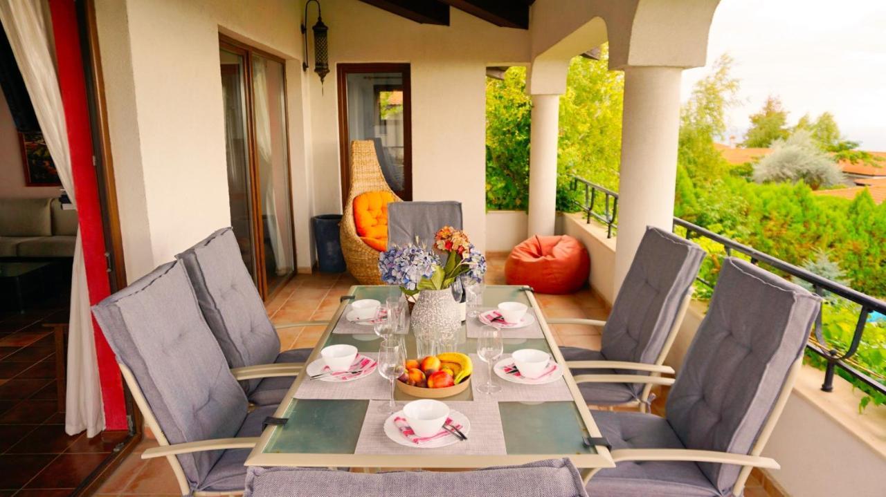 Вила Афина - Villa Afina Baltjik Exteriör bild